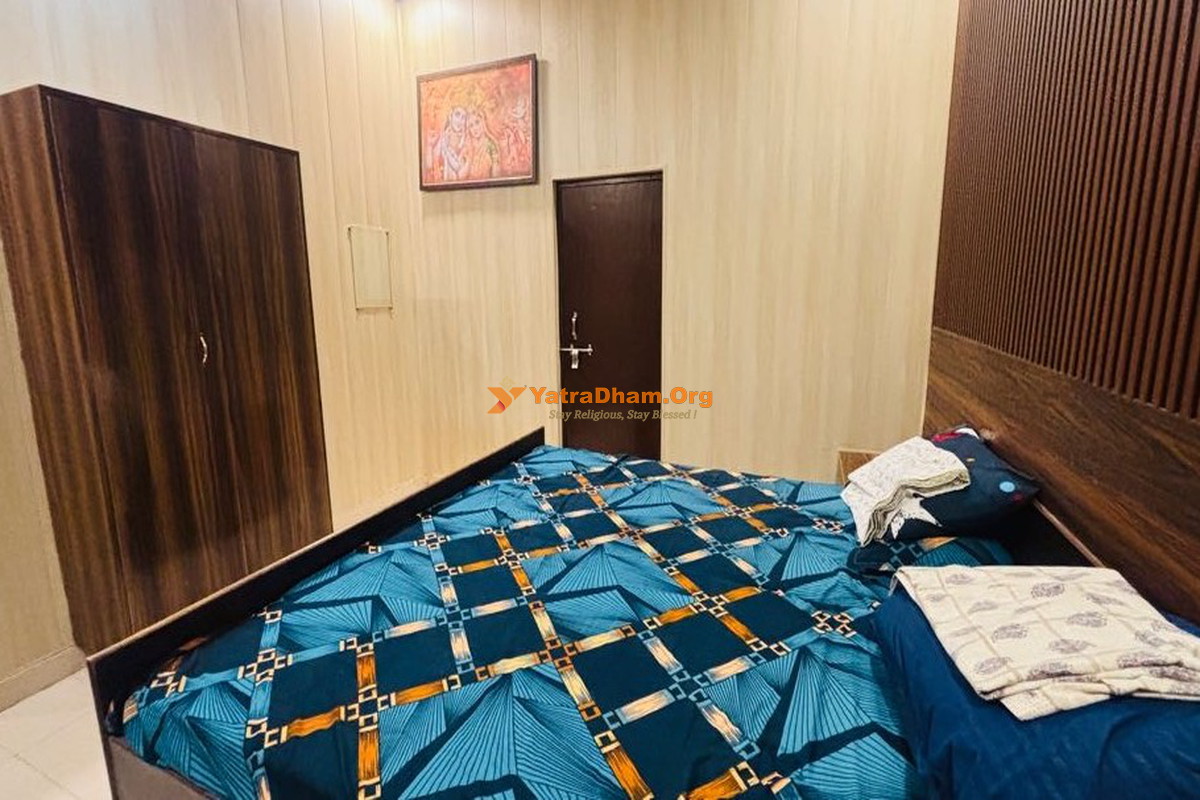 Bhargava Ashram Yatri Niwas Vrindavan 2 Bed Room
