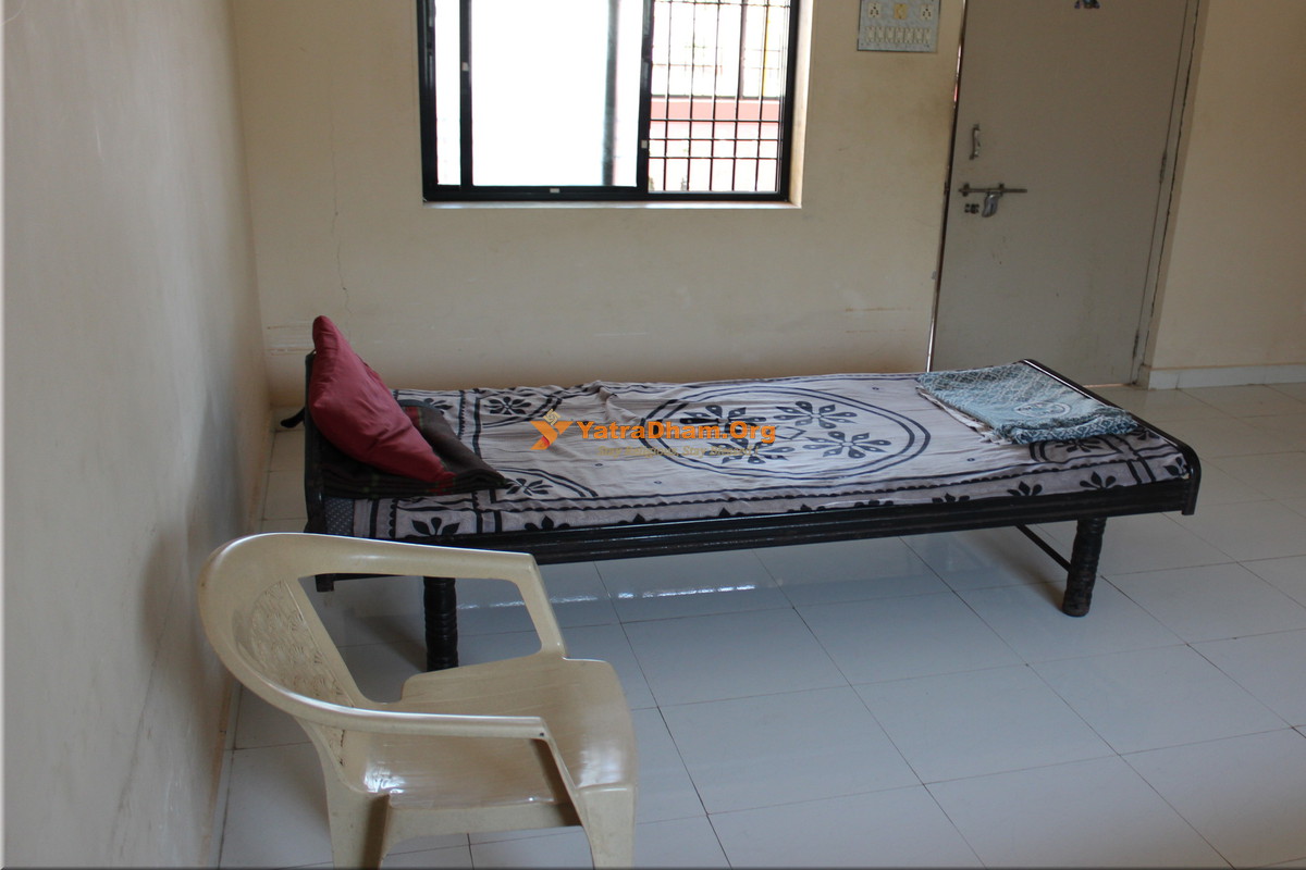 Keshav Hari Seva Ashram Junagadh Room View