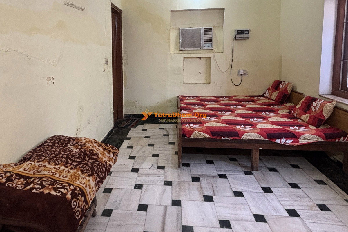 Shreeji Dham Ashram Vrindavan 2 Bed Room