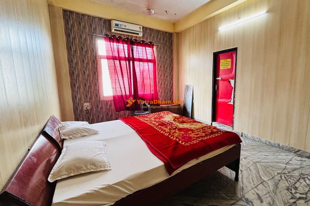 Shri Barka Dham Seva Sadan Vrindavan 2 Bed Room