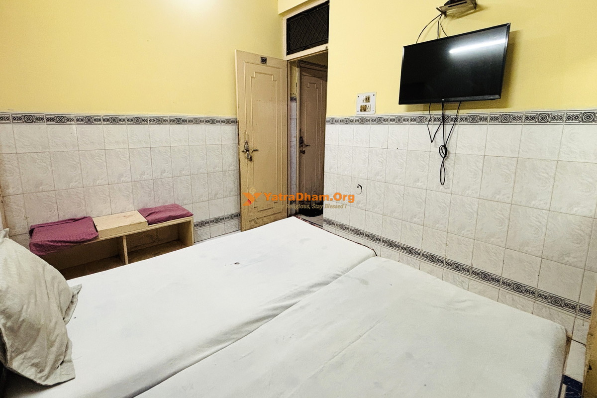 Agrawal Atithi Bhawan Bharatpur Gate Mathura 2 Bed Room View