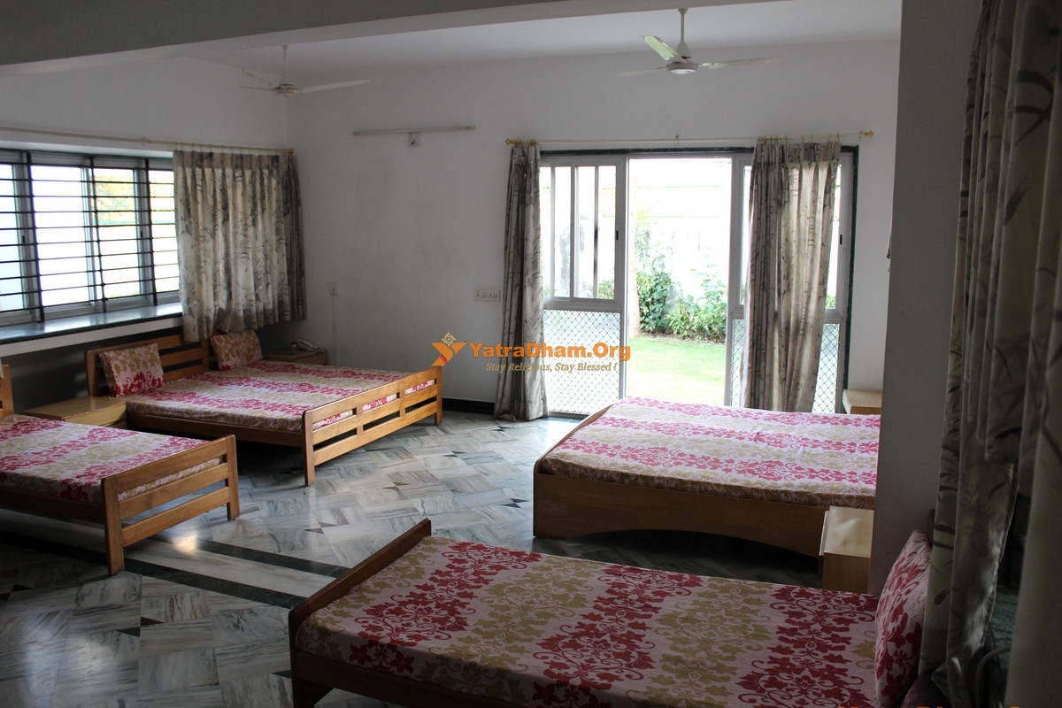 Nandini Ashram Ambaji 6 Bed Room