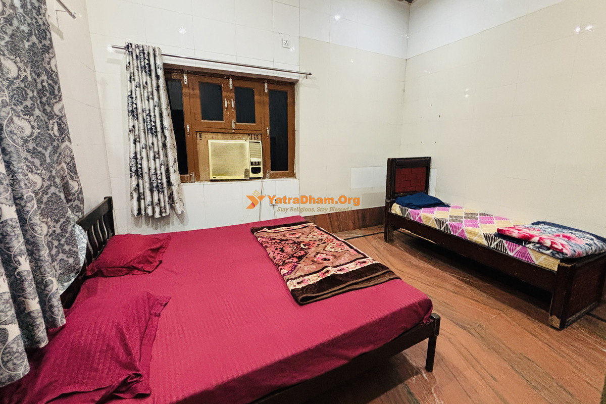 Sakshi Dham Vrindavan 3 Bed Room