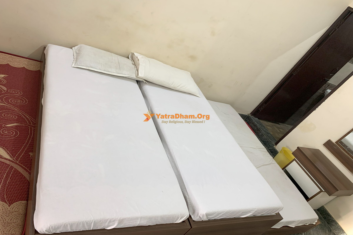 Kanyakumari Shree Mahaveer Swamy Jain Dharamshala 2 Bed Room