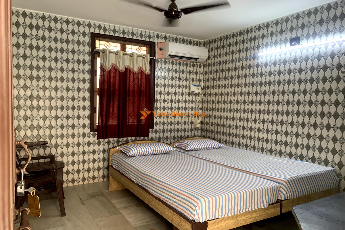 Rameshwaram Maheshwari Bhakt Niwas Dharamshala (Building 1) 2 Bed Room View