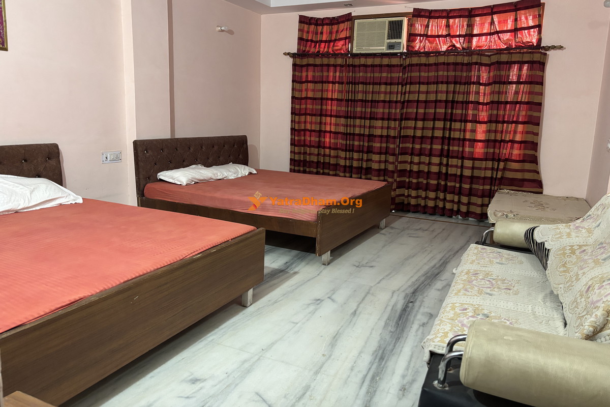 Anmol Ratan Khatu Room
