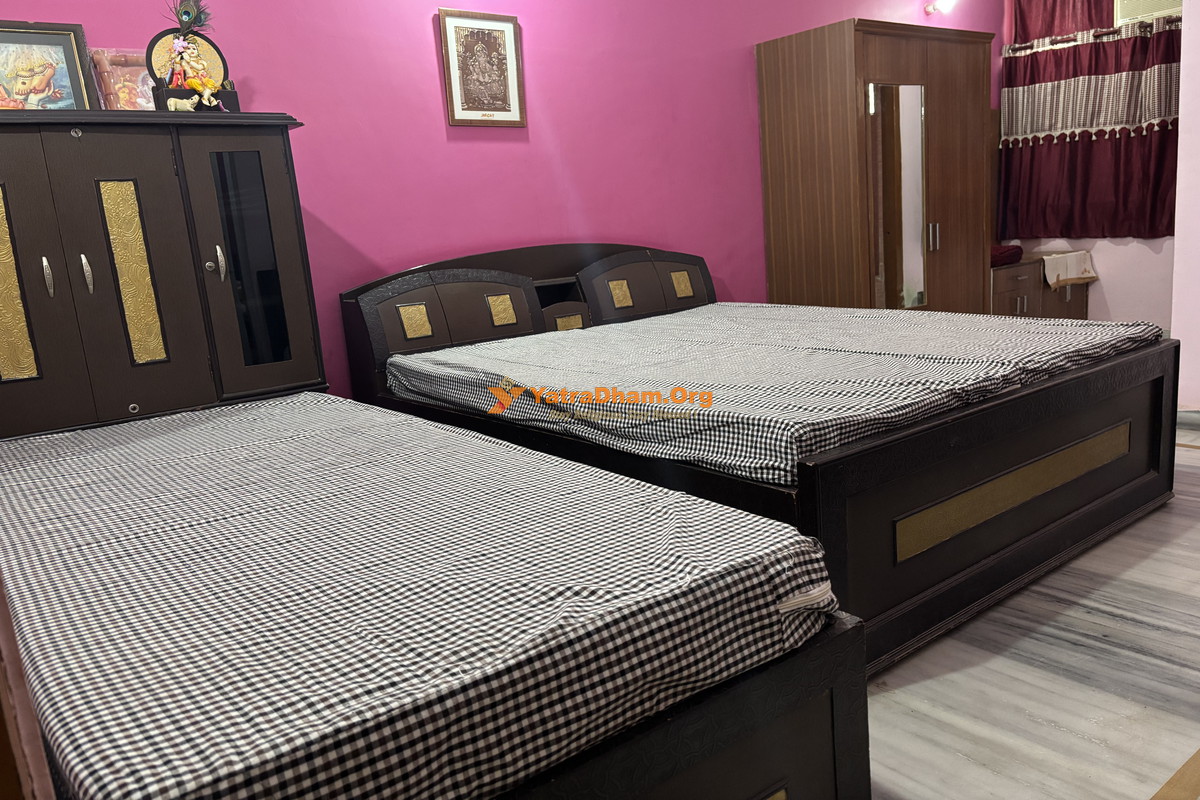 Anmol Ratan Khatu Room