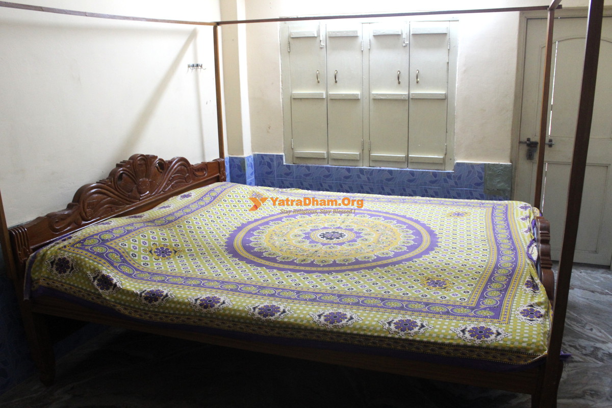  Sree Chaitan ya Gaudiya Math Mayapur Room View 