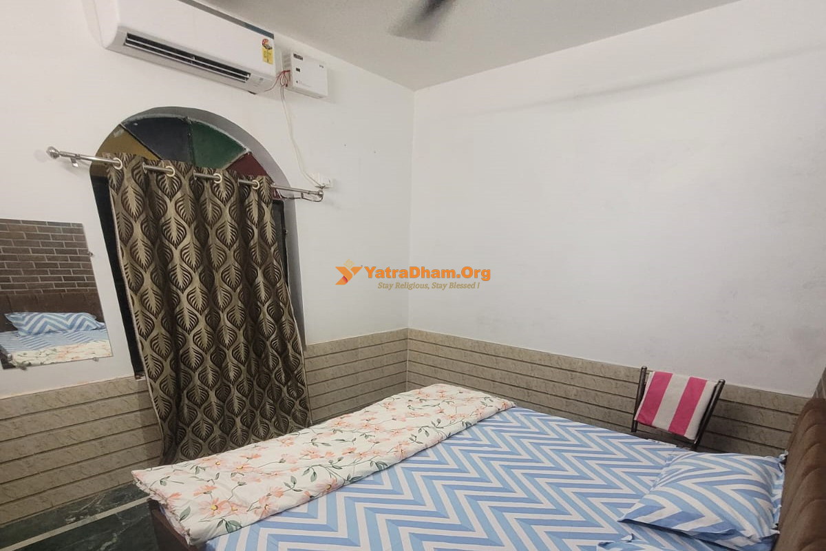 Ayodhya Rameshwaram Iskcon Guest House 2 Bed AC Room (Attached Let-Bath) View