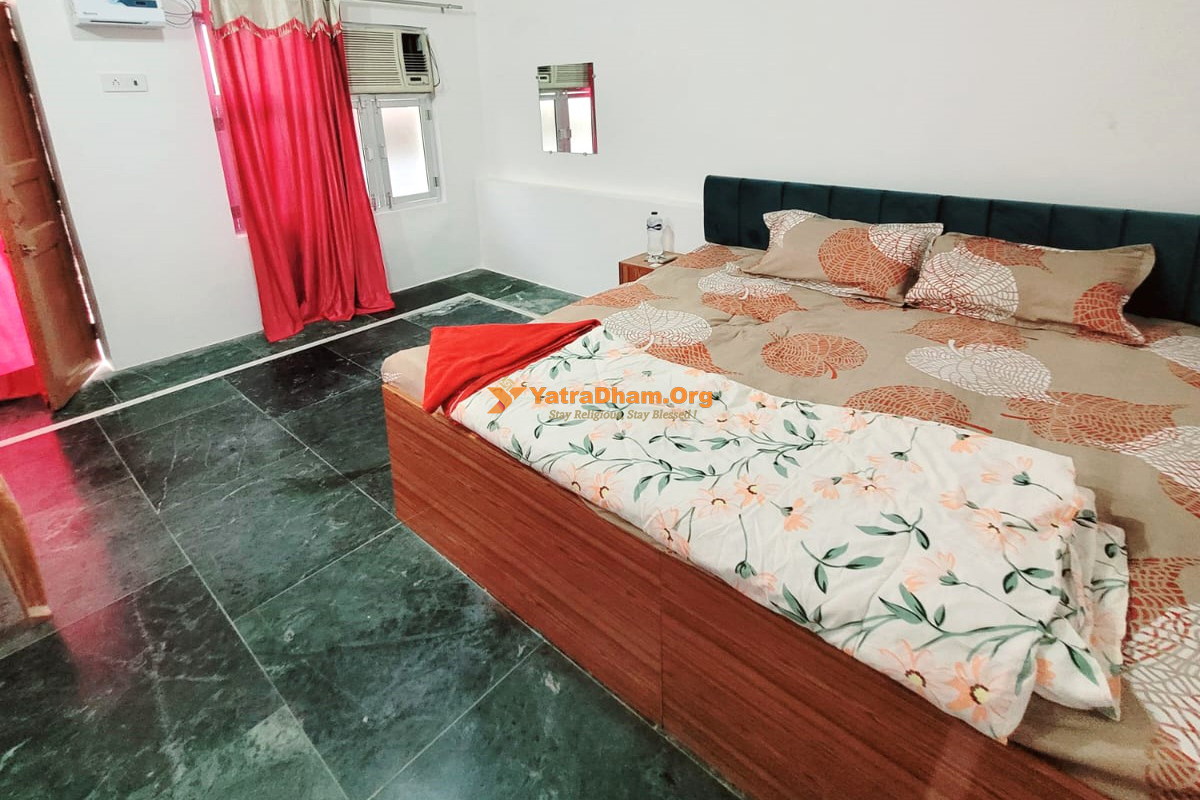 Ayodhya Rameshwaram Iskcon Guest House 2 Bed AC Room (Attached Let-Bath) View