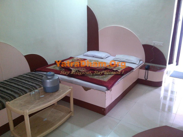 Pachmarhi Hotel Jain Residency Room View 3