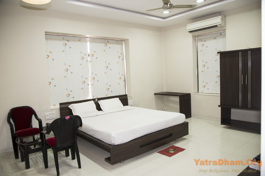 Oshwal Shikshan & Rahat Sangh Jamnagar 2 Bed  AC Room