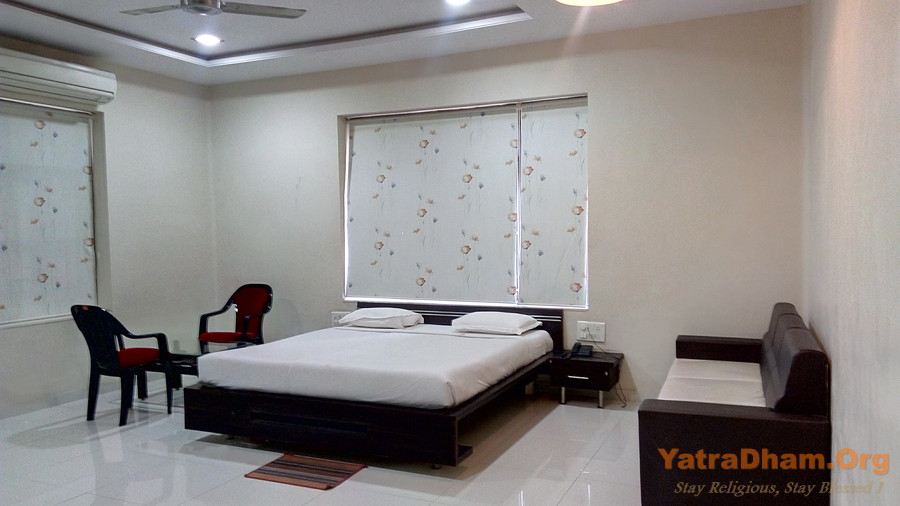 Oshwal Shikshan & Rahat Sangh Jamnagar 2 Bed  AC Room