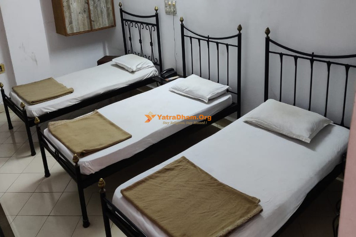 Hotel Shikhar Palace Junagadh Room View