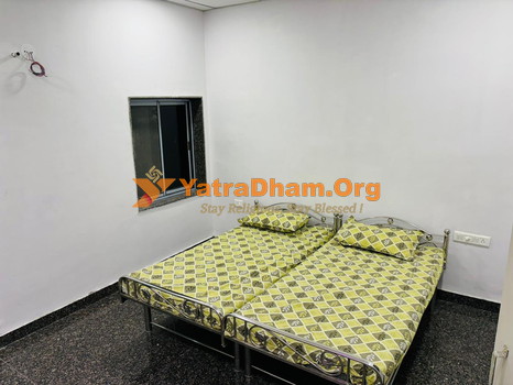 Dolatram Bapu Ashram Junagadh Room