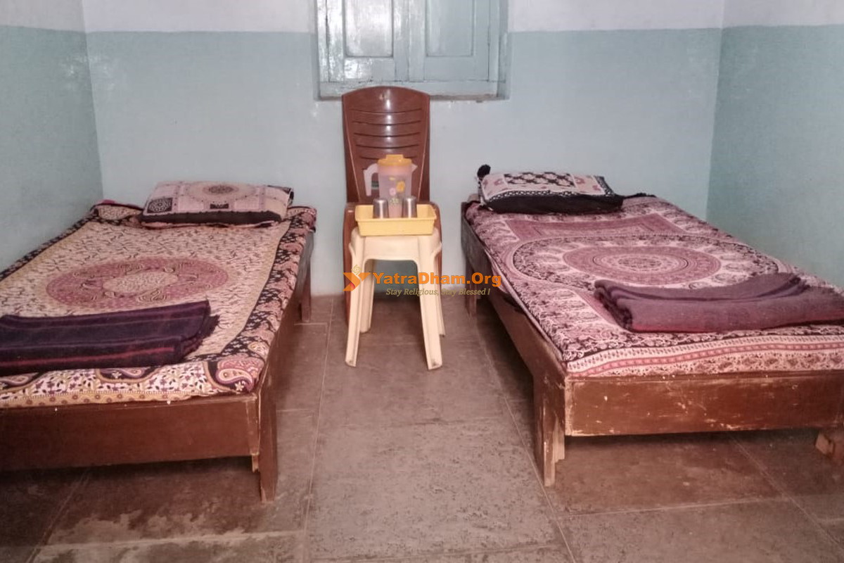 JunJunwala Dharamshala Amravati Room