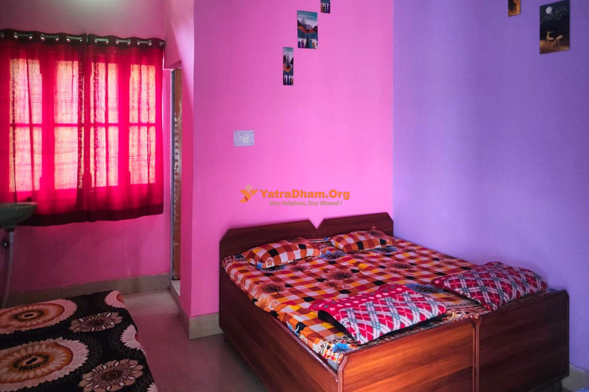 Shiv Mandir Dharamshala Uttarkashi 3 Bed Room