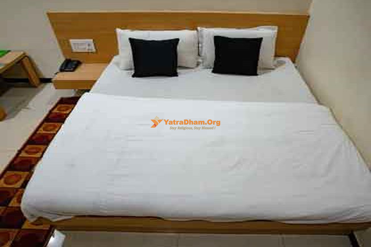 Hotel Kachnar Pachmarhi 2 Bed room