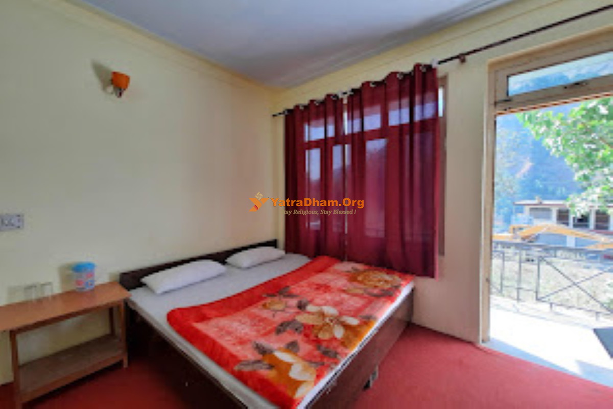 Hotel Amit Sersi Kedarnath 2 Bed room