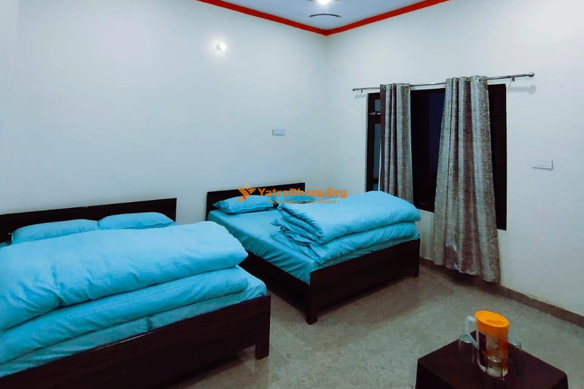 Hotel Kedar Darshan Guptkashi 4 Bed Room View