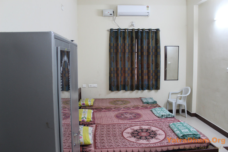 Kochi Shree Jalaram Mandir Dharamshala Room View 4