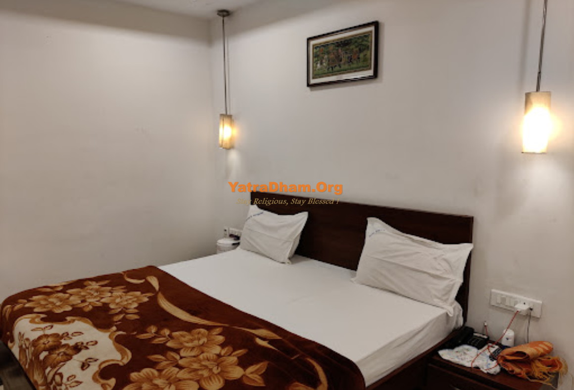 Kumbakonam Hotel Raya Room