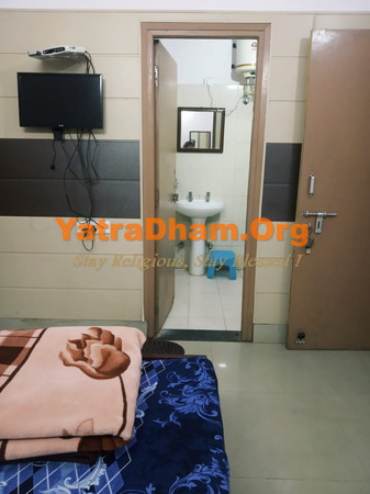 Kurukshetra Agrawal Dharamshala (Near Railway Station) Room View 3