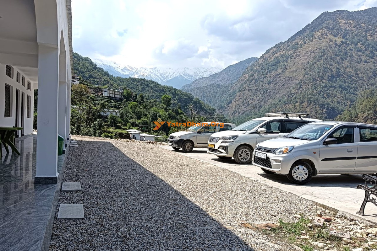 Panch Kedar Resort Sersi Kedarnath Building & Parking