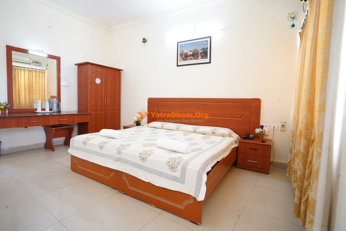 Rameshwaram Hotel Tamil Nadu 2 Bed Room