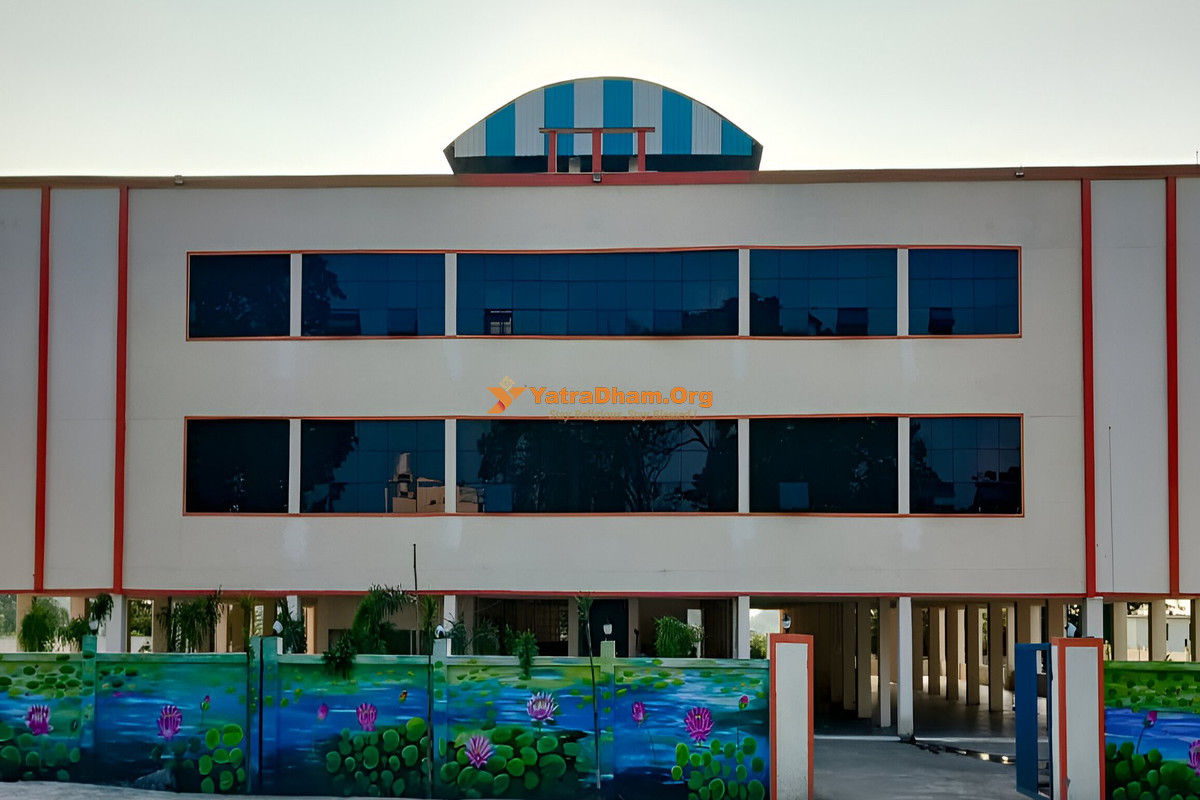 Muktheshwara Sadan (Kaleshwara Muktheeshwara Swamy) - Kaleshwaram Building View