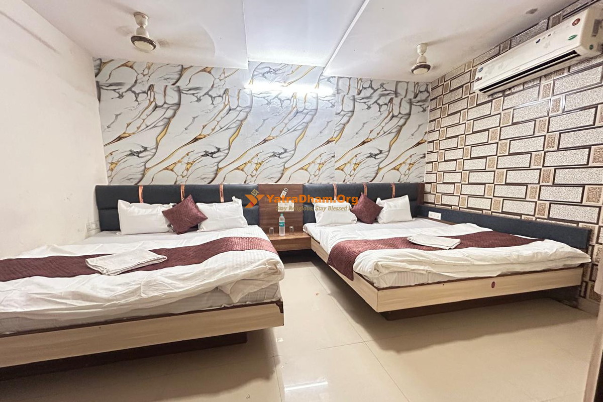 Hotel Mahakal Ashray Ujjain 4 Bed Room View