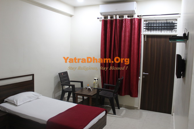Jhulelal Mandir Bhavan (Sindhi Panchayat) Nanded Room
