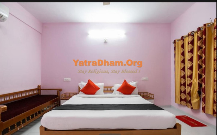 Rajpipla Narayani Heritage Resort 2 Bed Room