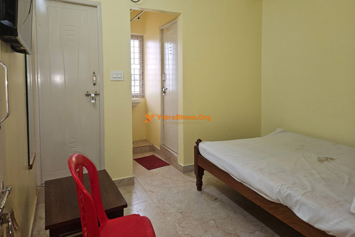 Sri Satyadhyana Sabha Gruha Mysore 2 Bed Room