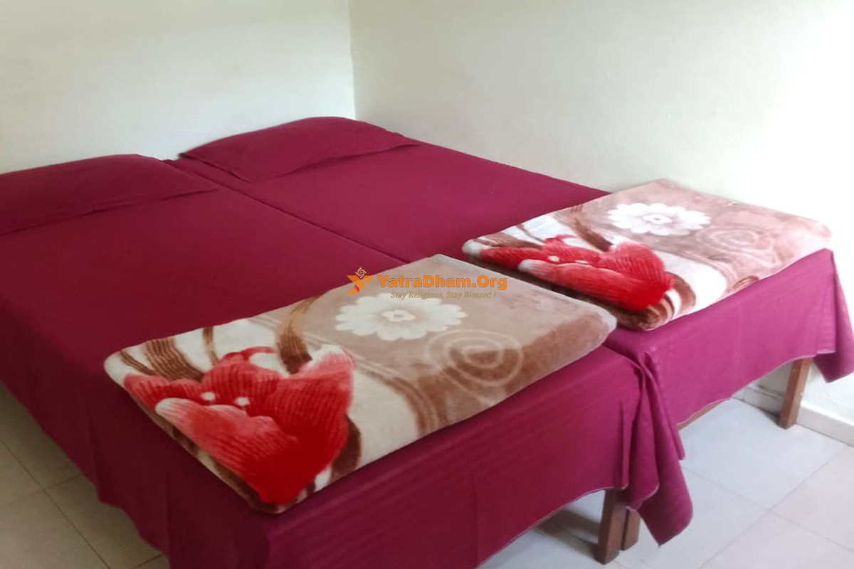 Saptashrungi Krupa Lodging Saptashrungi 2 Bed Room 