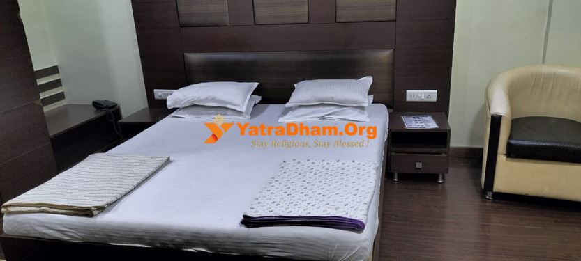 Shri Rani Shakti Seva Samiti Ahmedabad 2 Bed AC Room