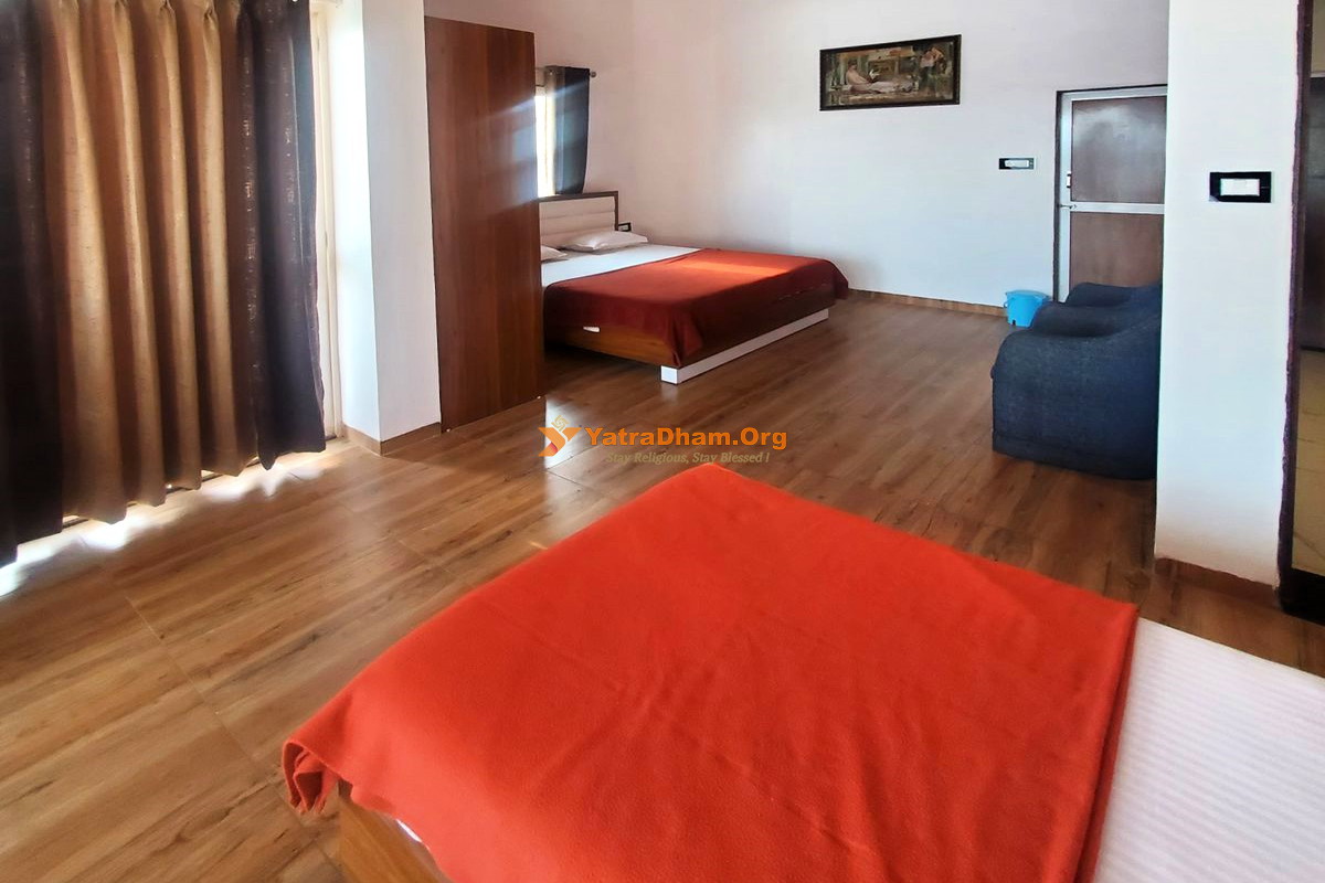 Hotel Leelaba Poicha Room