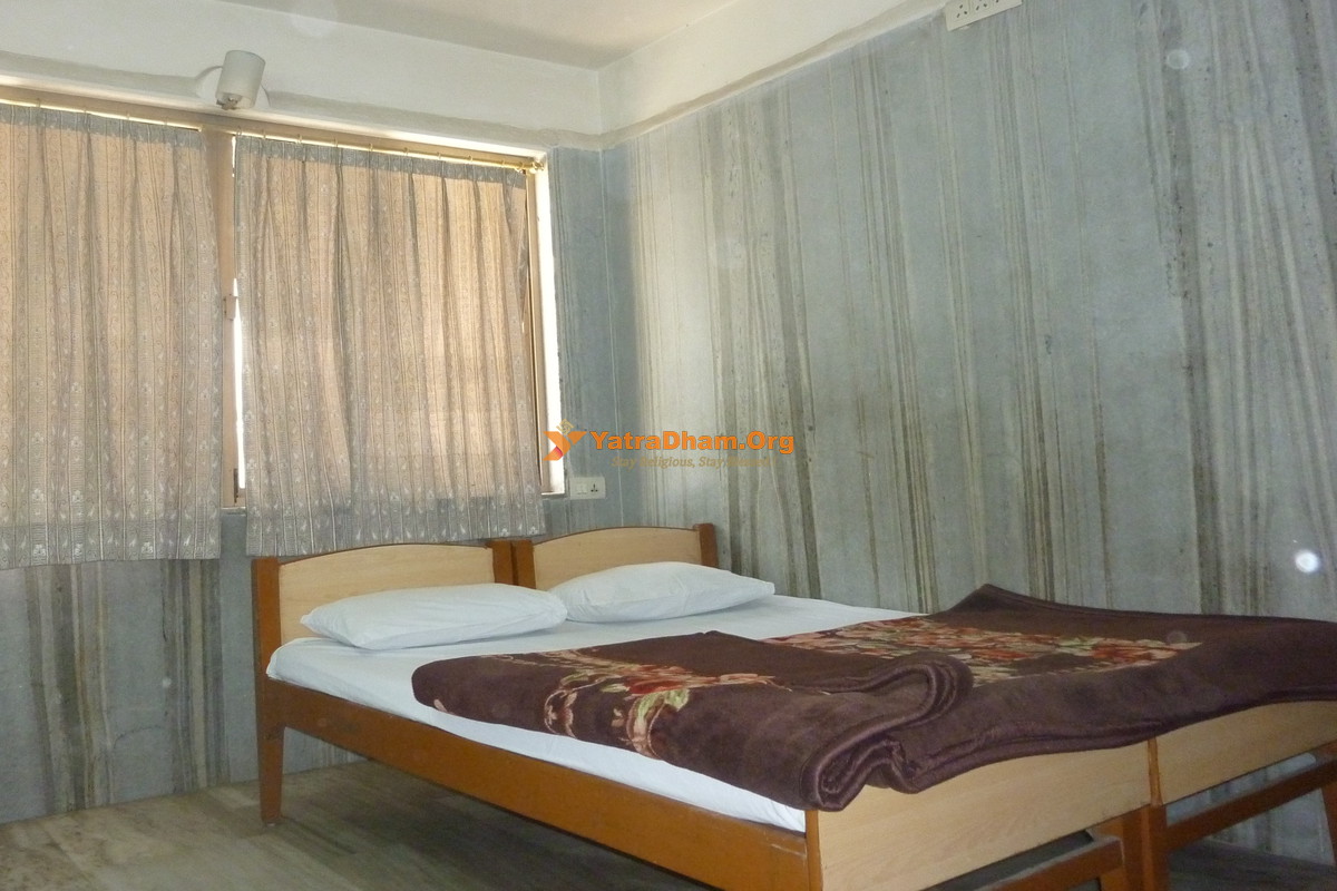 Shree Swaminarayan Mandir Sevashram Delhi 2 Bed Room