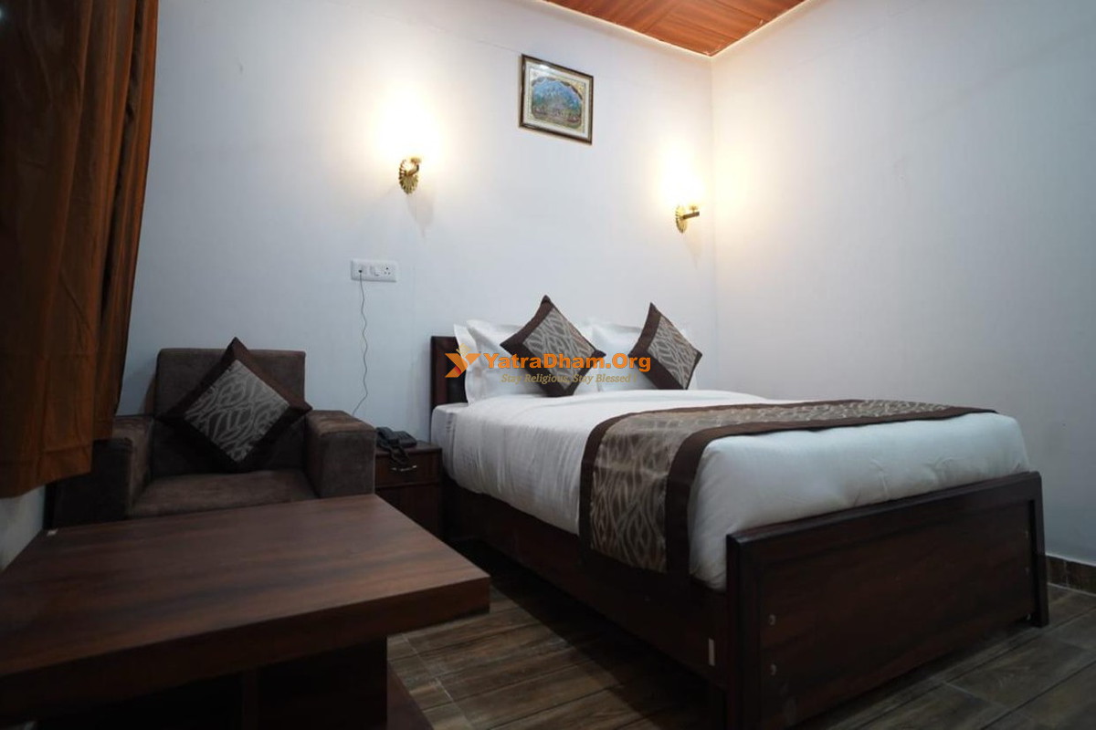 Kedar Greens Phata Kedarnath Room