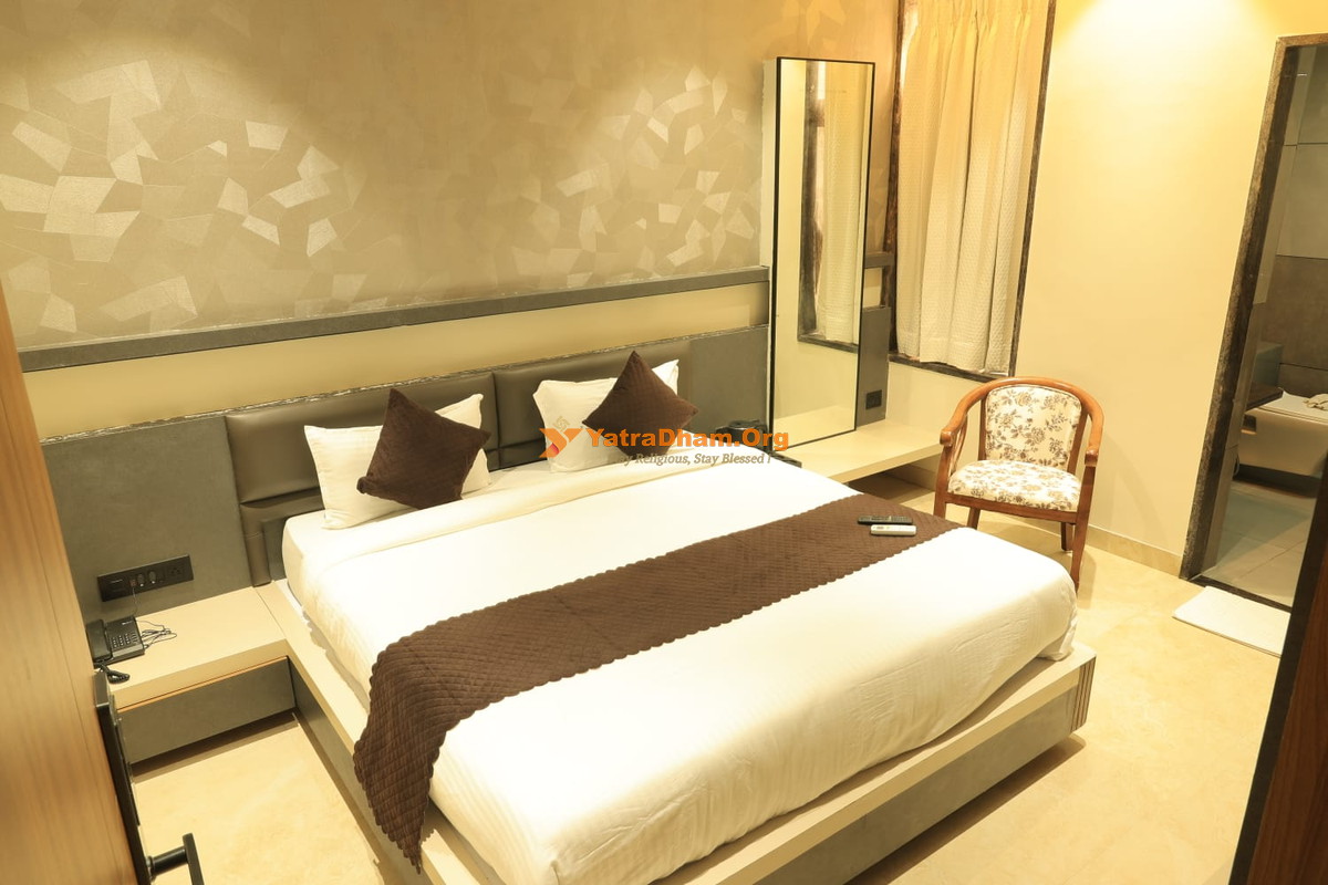 Hotel Narayan Inn Dwarka 2 Bed AC Room