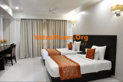 Hotel Platinum Shravasti 2 Bed AC Room