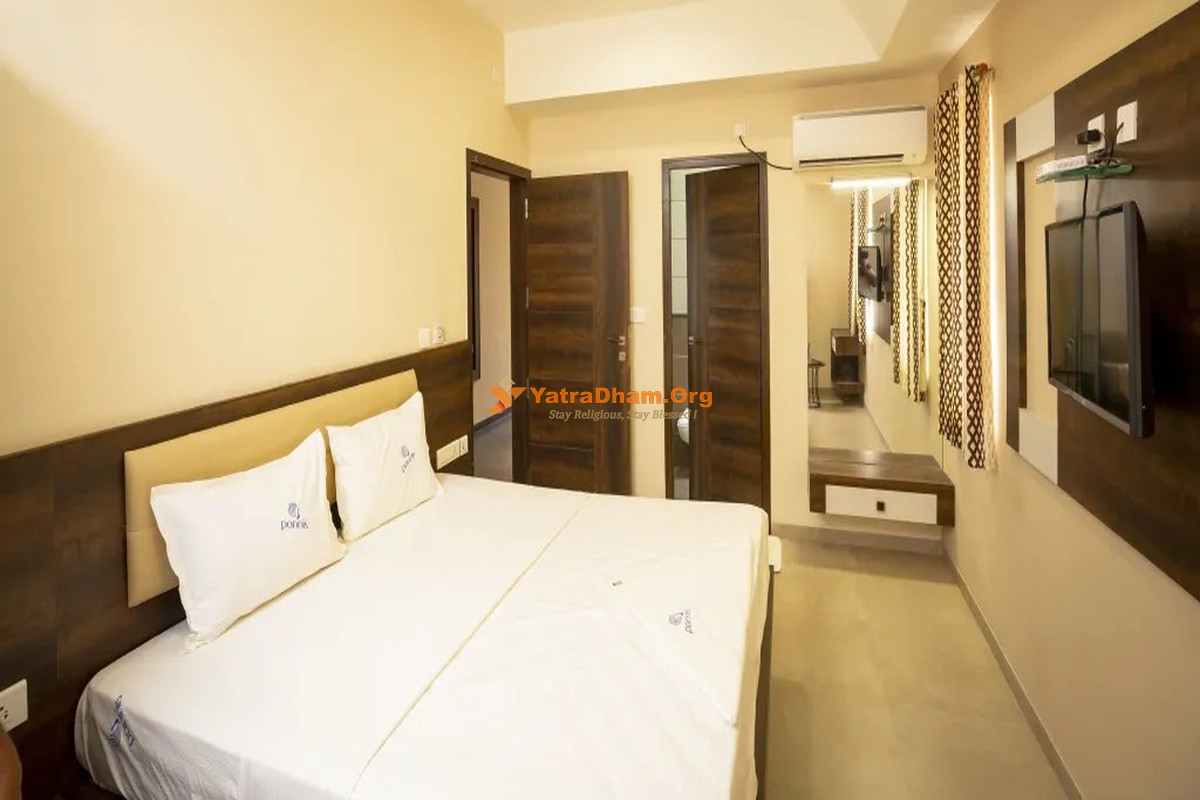 Ponnis Hotel -Palani 2 Bed Room View