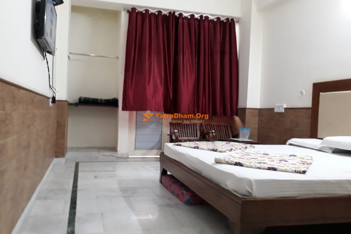 Mangal Bhawan Dharamshala Katra 2 Bed Room