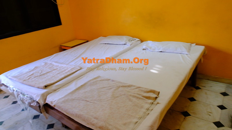 Harasiddhi Mata Mandir Dharamshala Rajpipla 2 Bed Non Ac Room