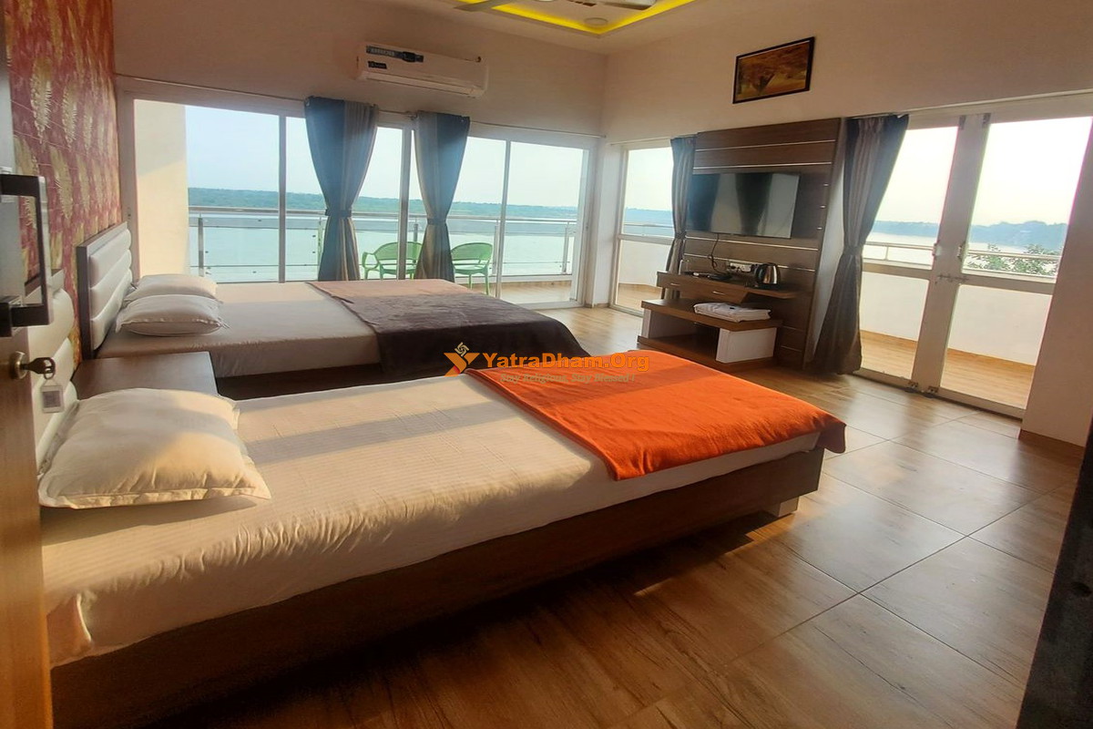 Hotel Leelaba Poicha Room