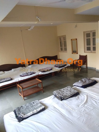 Tithal Shree Shirdi Saibaba Sansthapan 7 Bed AC Room