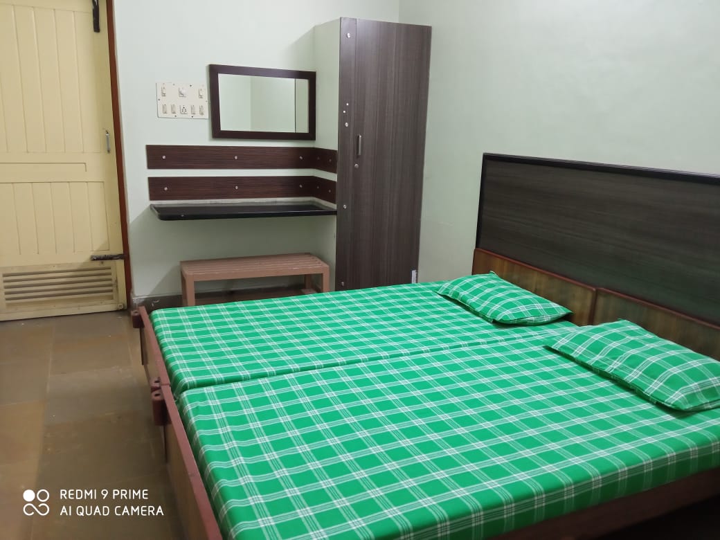 Samarpan Guest House (Yatri Bhavan) Pondicherry 2 Bed Room