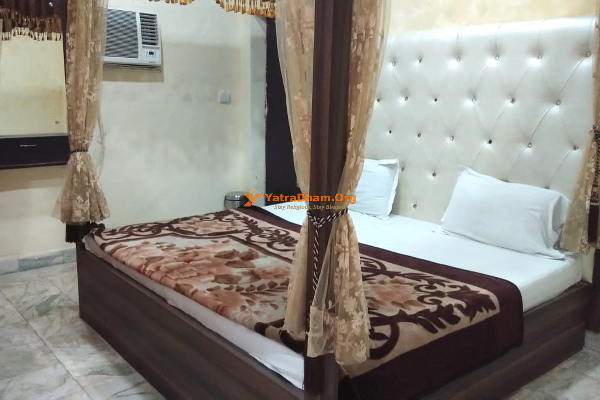 Agra Hotel Saniya Palace 2 Bed Room View