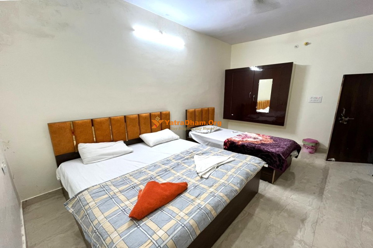 Avadh Homestay Ayodhya 3 Bed Room