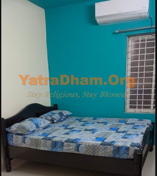 Pithapuram Sri Datta Paduka Nivas Room View 1